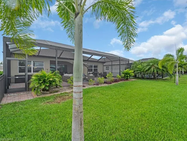 3271 Baravaldo Cir, Cape Coral, Florida 33909