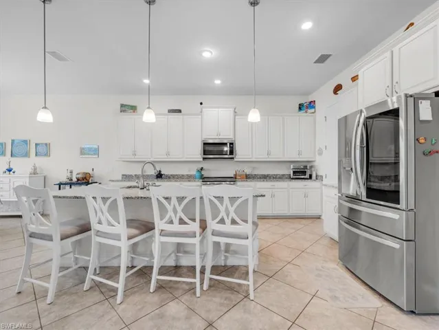 3271 Baravaldo Cir, Cape Coral, Florida 33909