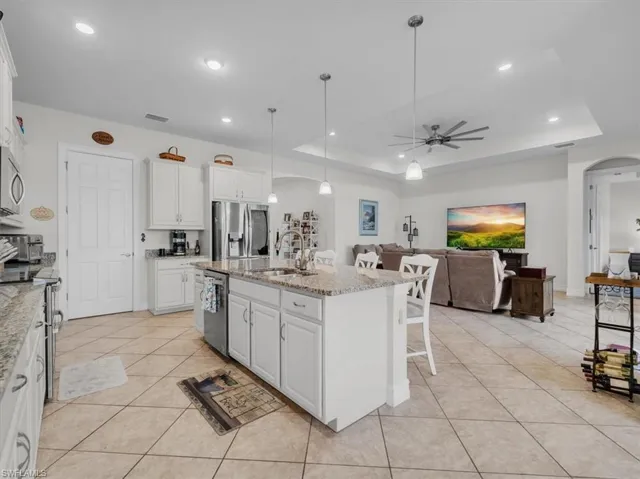3271 Baravaldo Cir, Cape Coral, Florida 33909