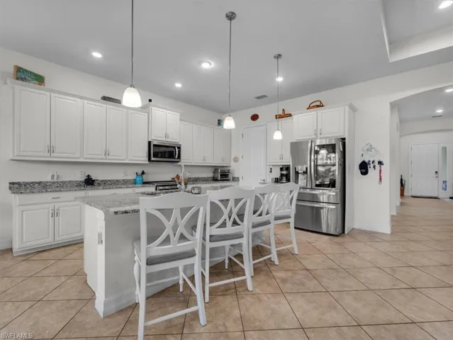 3271 Baravaldo Cir, Cape Coral, Florida 33909