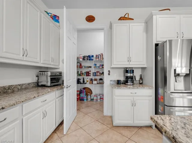3271 Baravaldo Cir, Cape Coral, Florida 33909