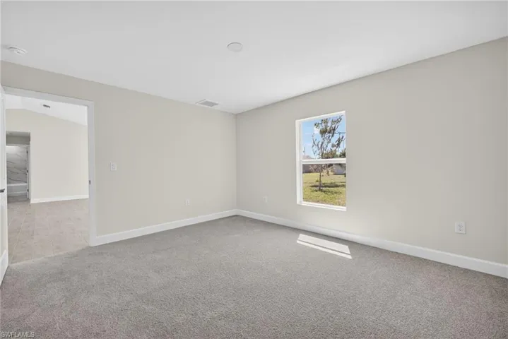 2518 Nw 19th Pl, Cape Coral, Florida 33993