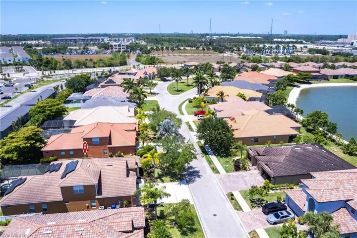 Aerial view featuring a residential view