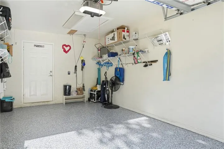 340  Robin Hood  CIR, Naples, FL 34104