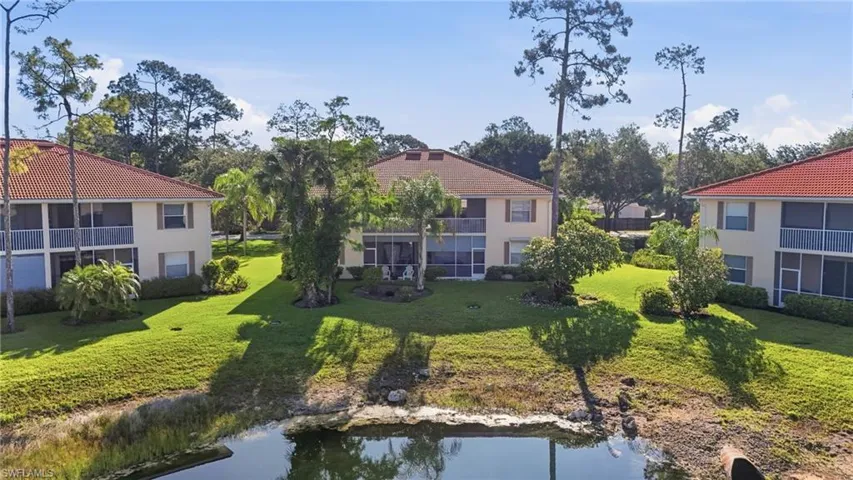 340  Robin Hood  CIR, Naples, FL 34104