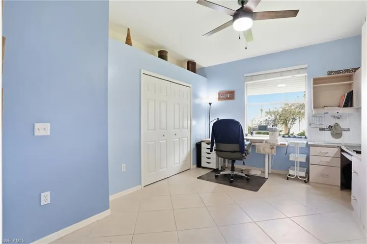 340  Robin Hood  CIR, Naples, FL 34104