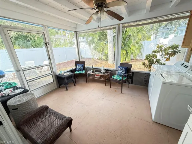 1781 Smugglers Cv A, Naples, Florida 34112