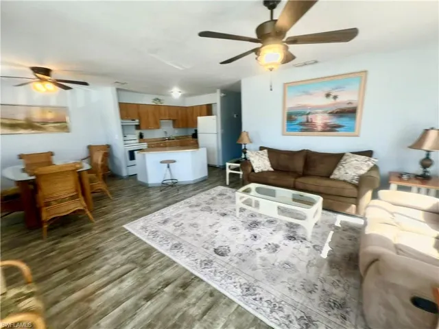 200 Mid Island Dr, Fort Myers Beach, Florida 33931