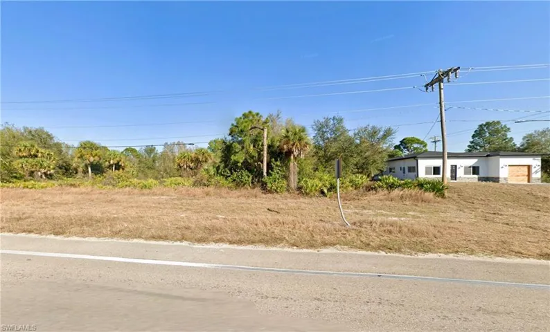 555 Columbus Blvd, Lehigh Acres, Florida 33974