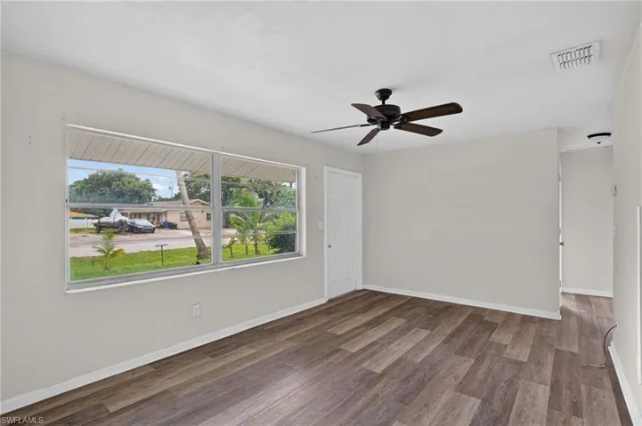 273 Whittier Ave, North Fort Myers, Florida 33917
