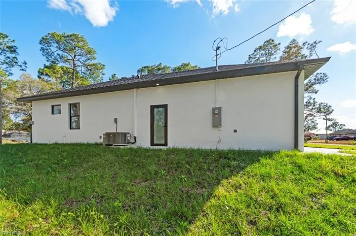 1116 8th Ave, Lehigh Acres, Florida 33972