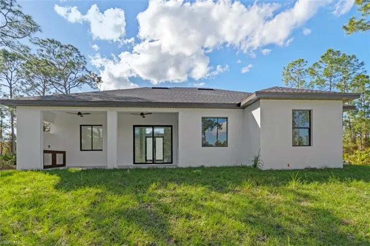 1116 8th Ave, Lehigh Acres, Florida 33972