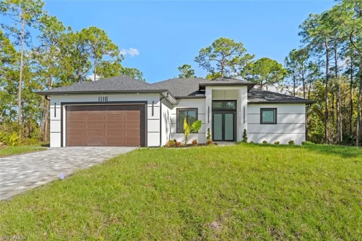 1116 8th Ave, Lehigh Acres, Florida 33972