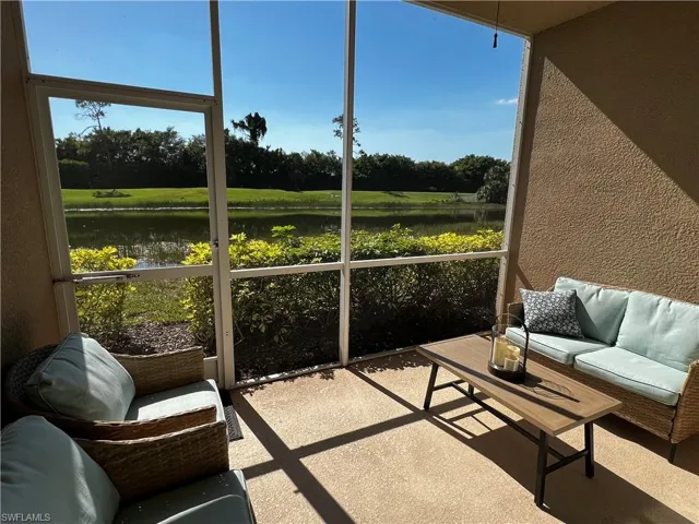 Lanai overlooks the golf course and lake
