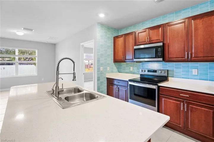 1829 NW 15th  ST, Cape Coral, FL 33993