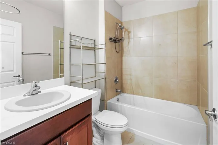 1829 NW 15th  ST, Cape Coral, FL 33993