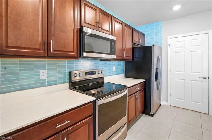 1829 NW 15th  ST, Cape Coral, FL 33993