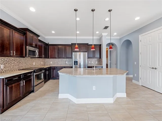 Island Kitchen