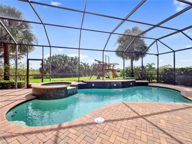 Heated Pool & Spa Combo