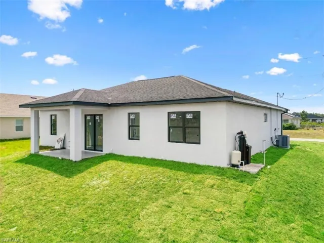 447  Paddock  ST, Lehigh Acres, FL 33974