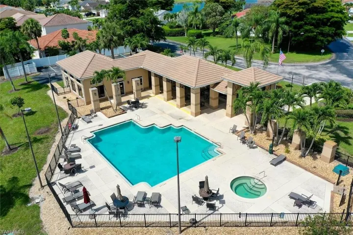 13811  Silver Lake  CT, Fort Myers, FL 33912