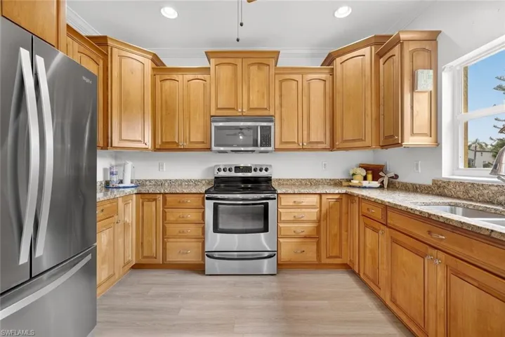 13811  Silver Lake  CT, Fort Myers, FL 33912