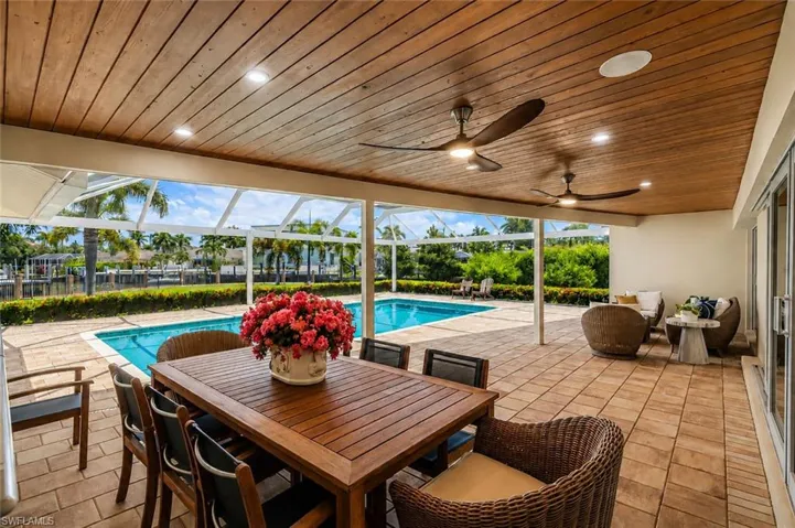 2185 Trout Ct, Naples, Florida 34102
