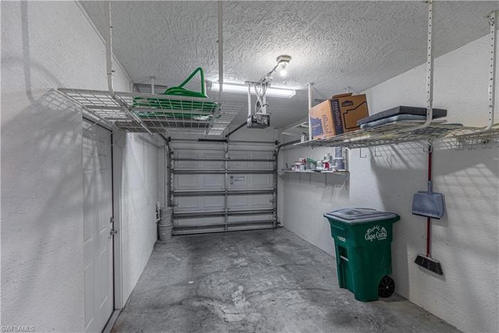 Single car garage