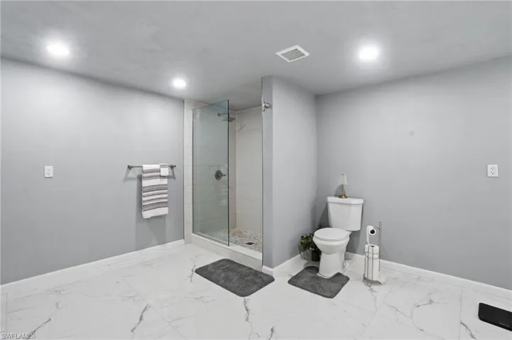 372 Altamont Ave, Fort Myers, Florida 33905