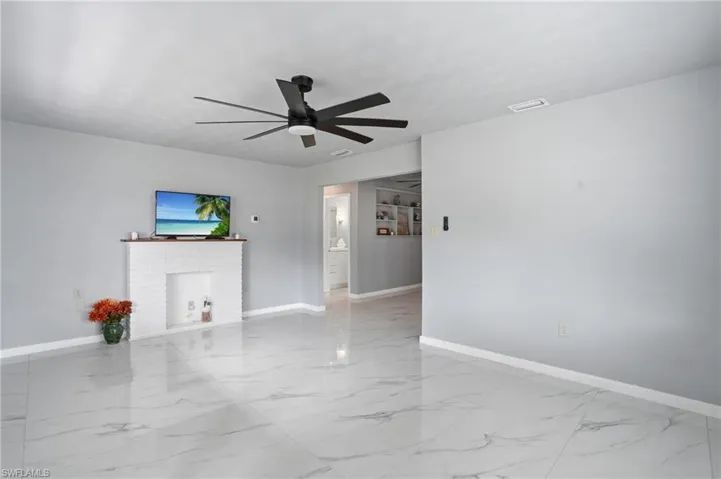 372 Altamont Ave, Fort Myers, Florida 33905
