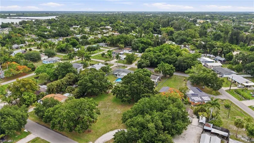372 Altamont Ave, Fort Myers, Florida 33905
