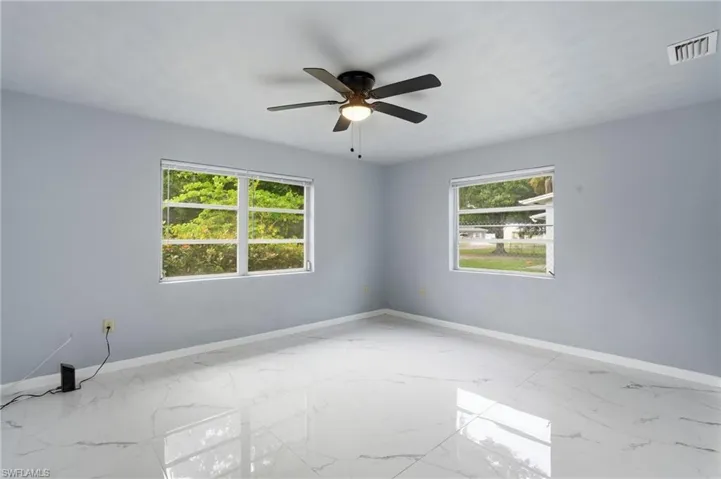 372 Altamont Ave, Fort Myers, Florida 33905