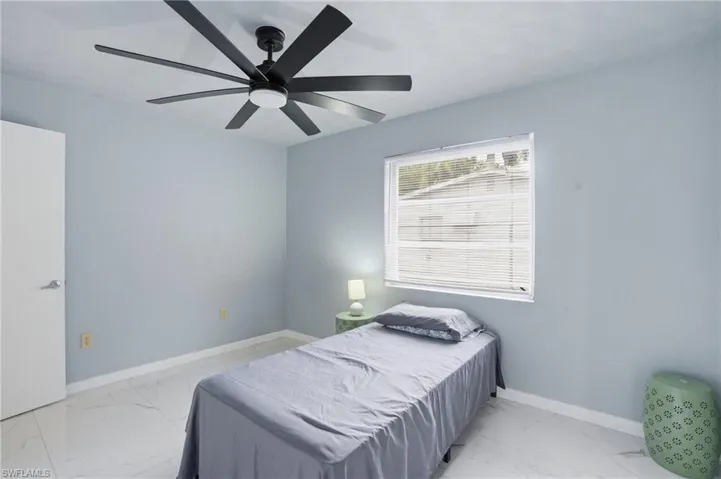372 Altamont Ave, Fort Myers, Florida 33905