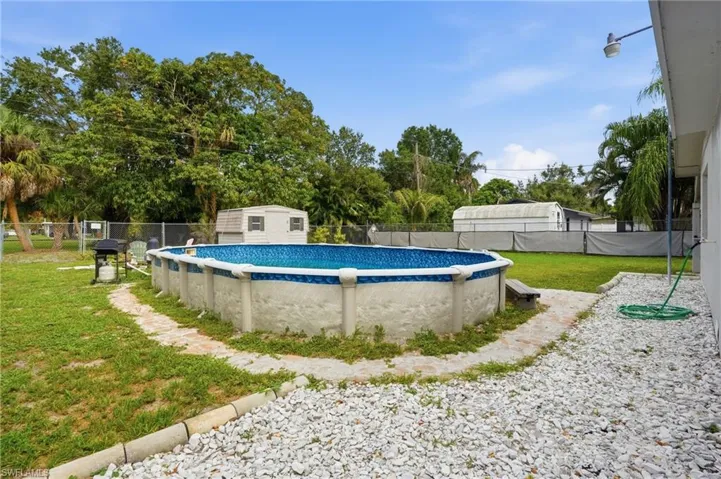 372 Altamont Ave, Fort Myers, Florida 33905