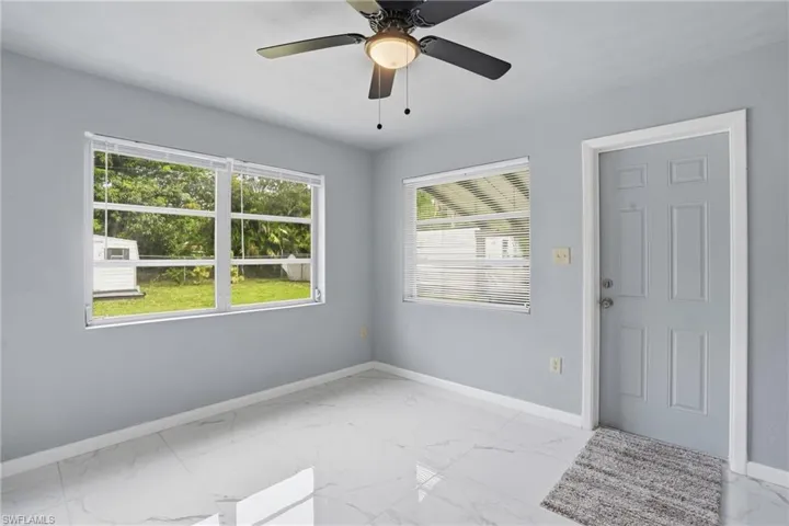 372 Altamont Ave, Fort Myers, Florida 33905