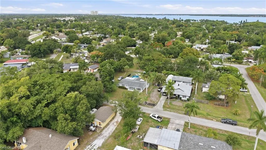 372 Altamont Ave, Fort Myers, Florida 33905