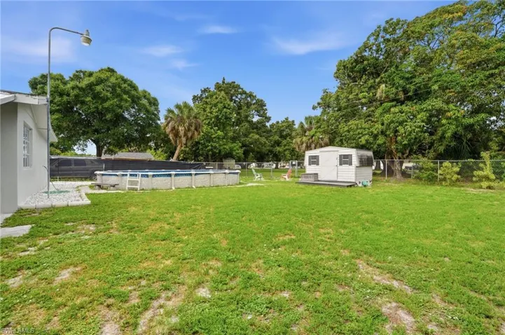 372 Altamont Ave, Fort Myers, Florida 33905