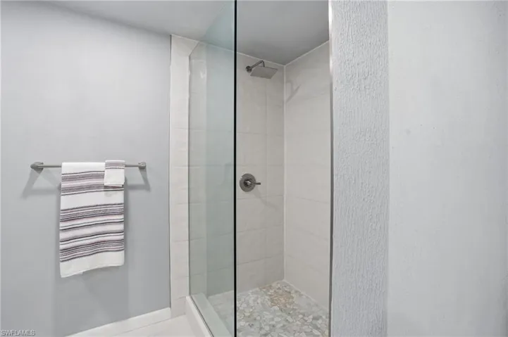 372 Altamont Ave, Fort Myers, Florida 33905