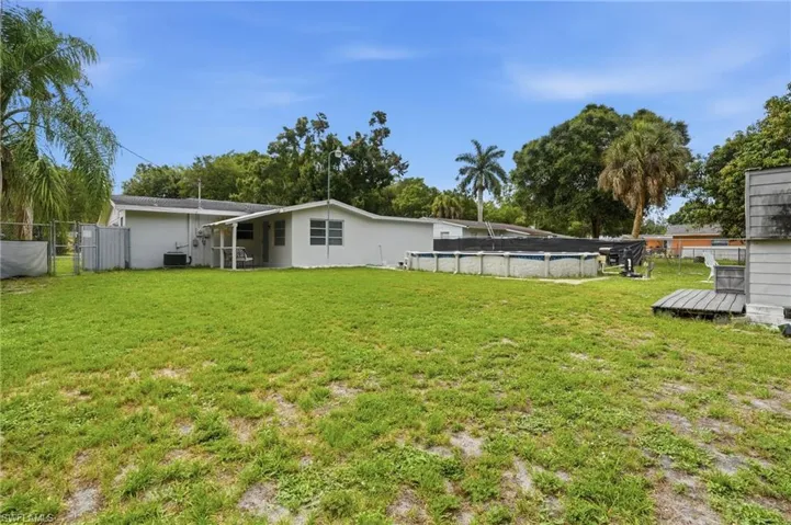 372 Altamont Ave, Fort Myers, Florida 33905