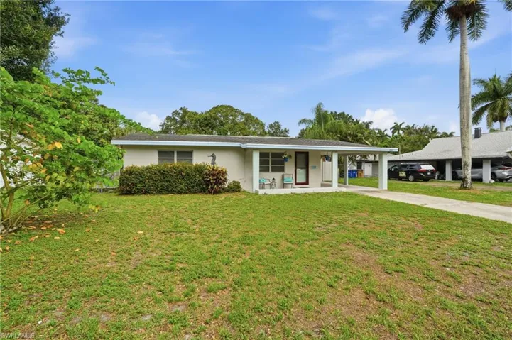 372 Altamont Ave, Fort Myers, Florida 33905