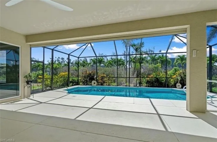 16113 Coco Hammock Way, Fort Myers, Florida 33908