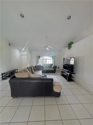 420 Glendale Ave, Lehigh Acres, Florida 33936
