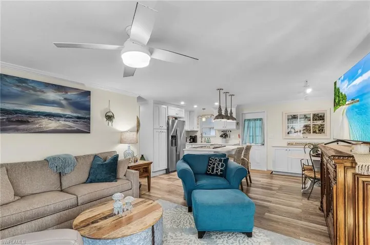 living room/family room