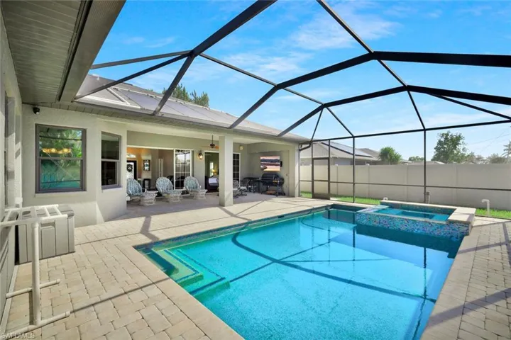 3132 Se 8th Ave, Cape Coral Fl 33904
