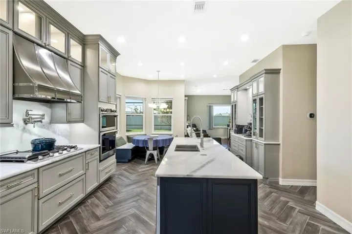3132 Se 8th Ave, Cape Coral Fl 33904