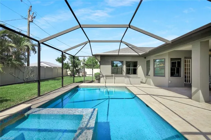 3132 Se 8th Ave, Cape Coral Fl 33904
