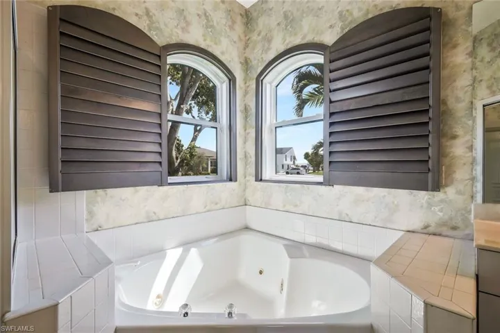 3132 Se 8th Ave, Cape Coral Fl 33904