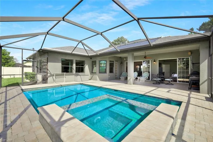 3132 Se 8th Ave, Cape Coral Fl 33904