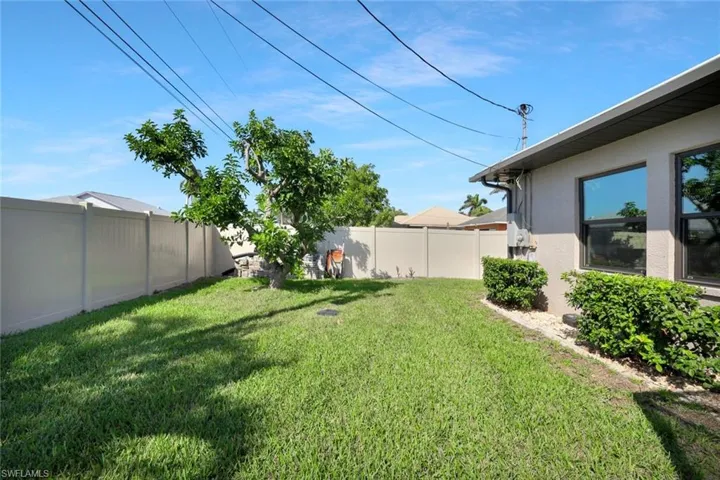3132 Se 8th Ave, Cape Coral Fl 33904