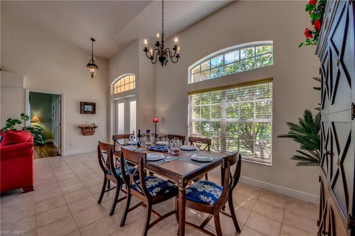 5244 Willow Ct, Cape Coral, Florida 33904